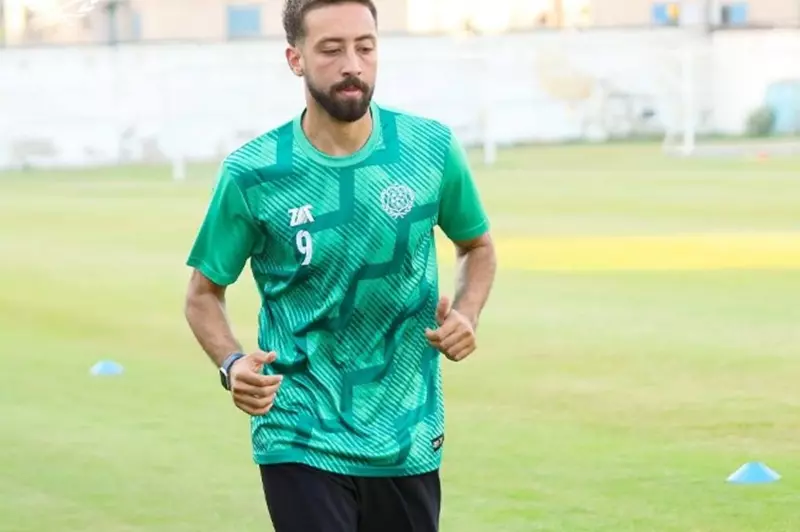 الإسماعيلي يحدد فترة غياب مروان حمدي بعد إصابته بكسر