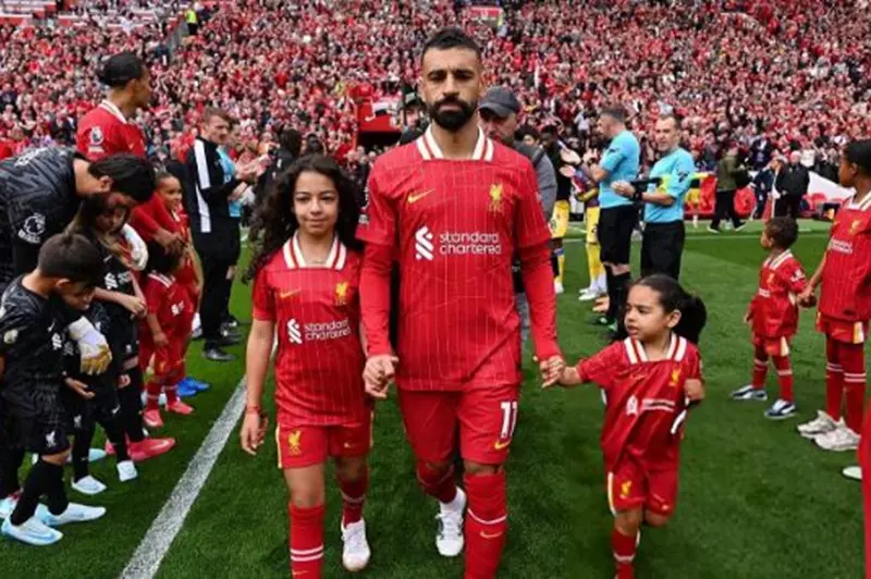 الحذاء الذهبي وفوز محمد صلاح: رحلة إنجازات فردية مميزة