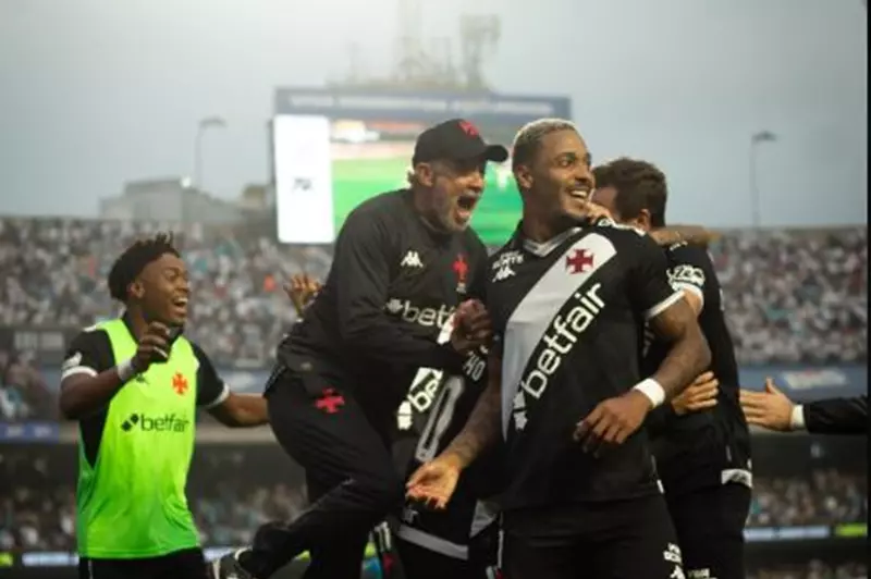 سانتوس يواجه هزيمة نكراء أمام فاسكو دا جاما في مباراة مؤلمة للدوري البرازيلي