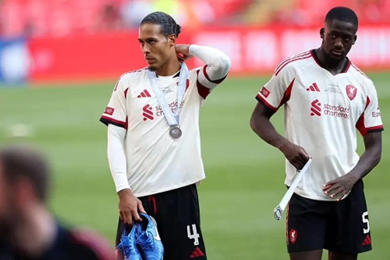 كواليس تراجع ريال مدريد عن ضم فان دايك